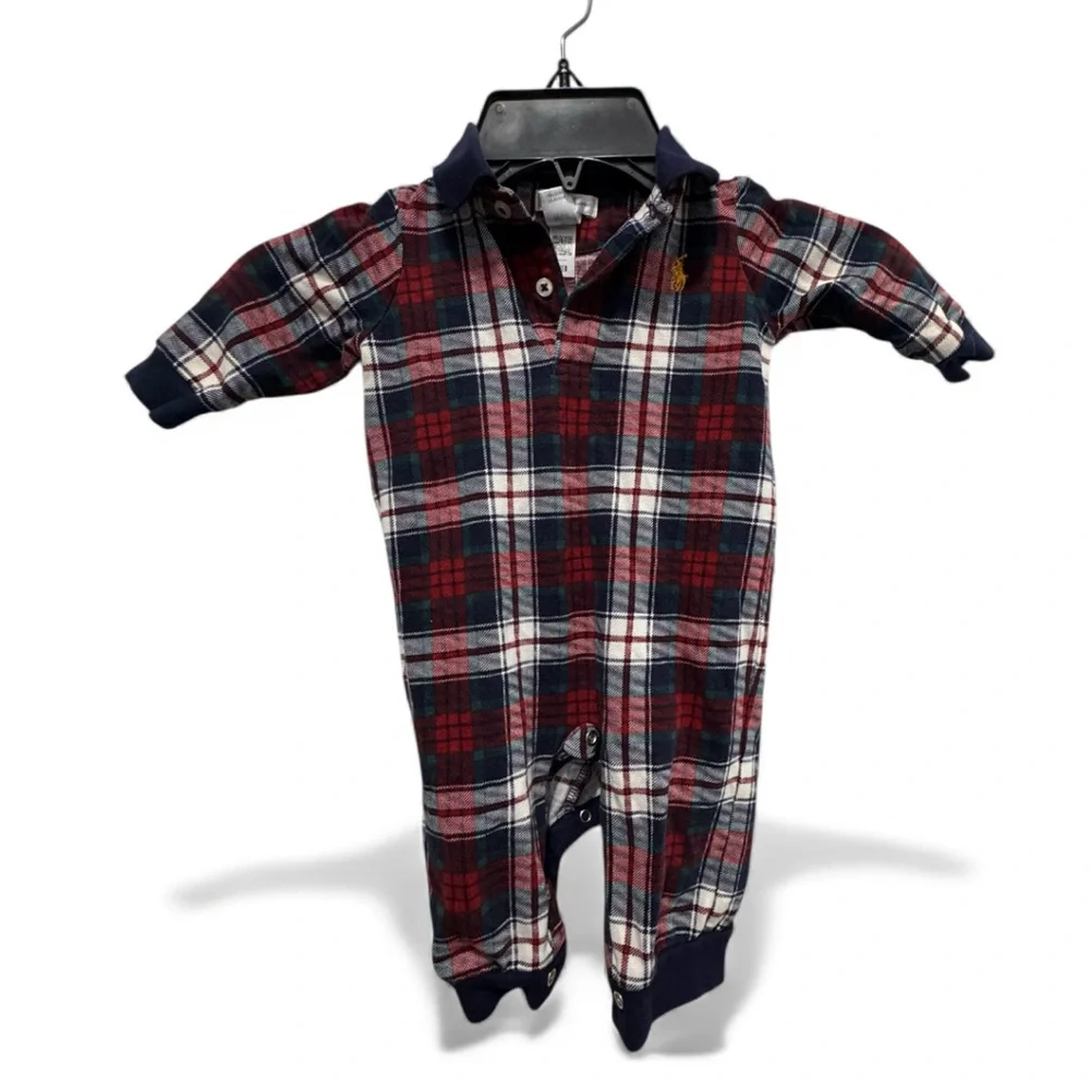 Ralph Lauren Kids Plaid Footie romper in Red and Navy size 6 months